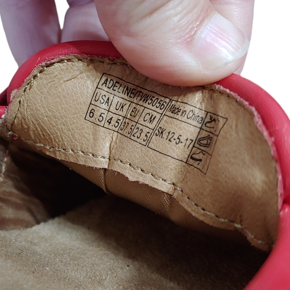 Vionic Slip on Red Leather Adeline Business Casual Loafer Shoes Size 6.5 - Picture 3 of 4